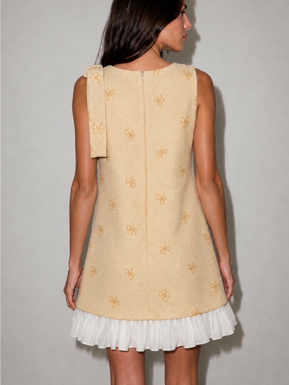 The Magnolia Bow Dress Buttercream / Brand new with tags by Wisteria / Medium - Picture 2 of 4
